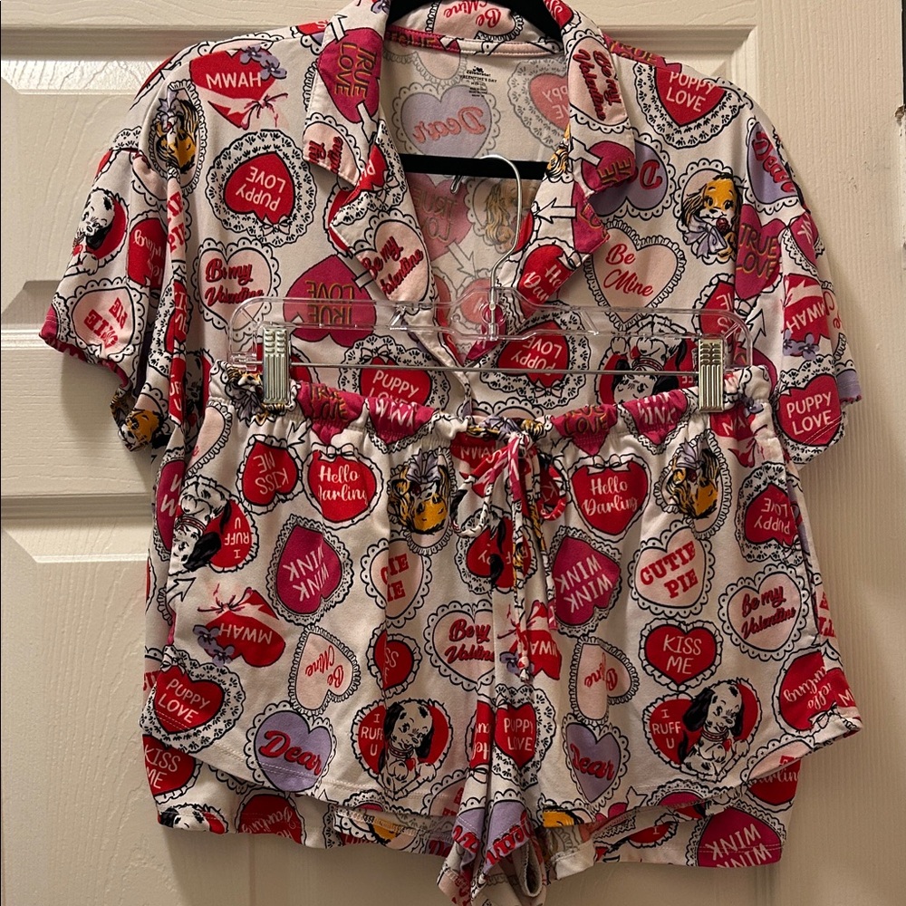 Women's Heart-Print Shorts PJ Set, Conversation Hearts + Dogs, size MEDIUM